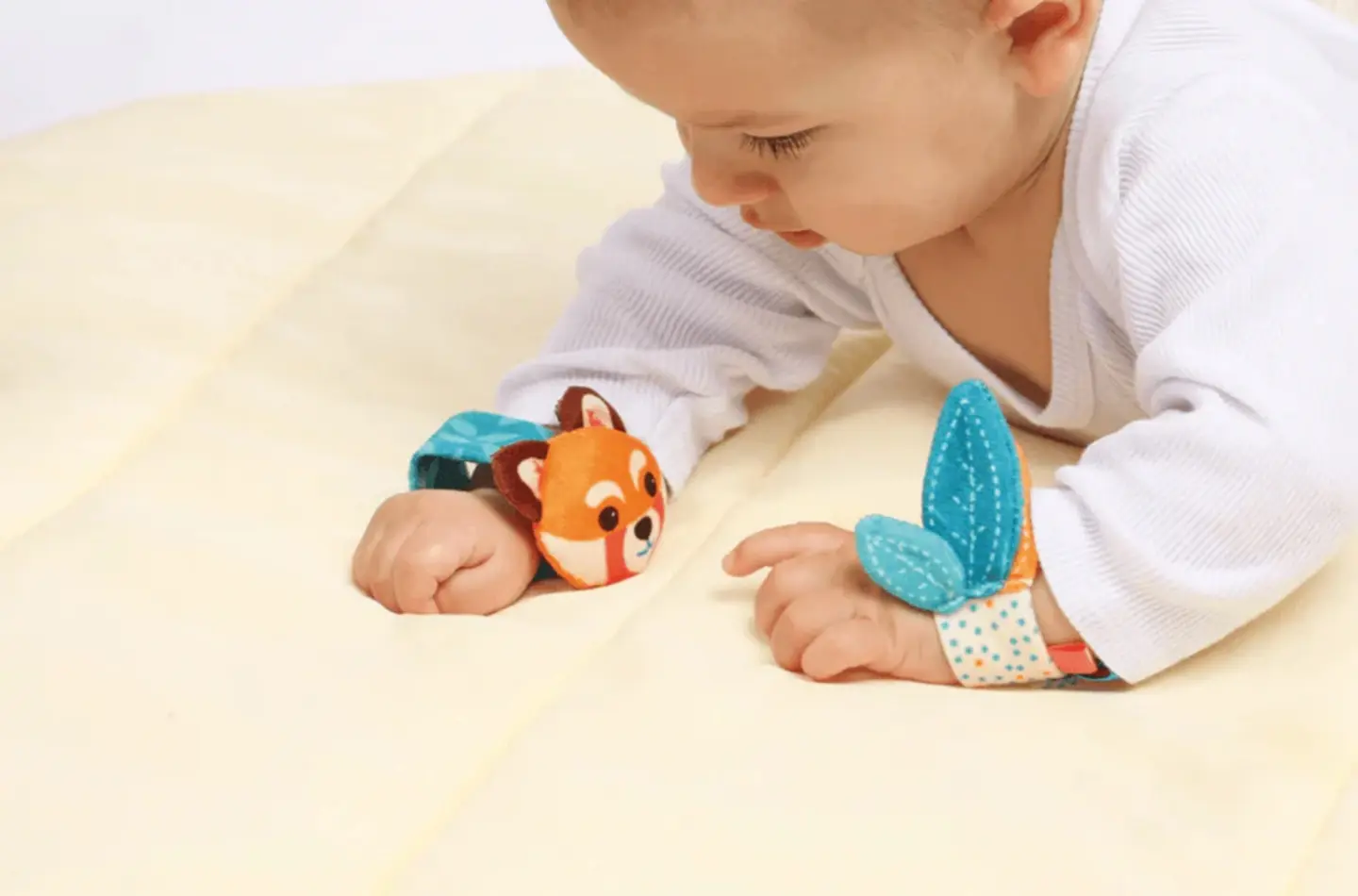 Custom Soft Baby Animal Wrist Rattle Toys